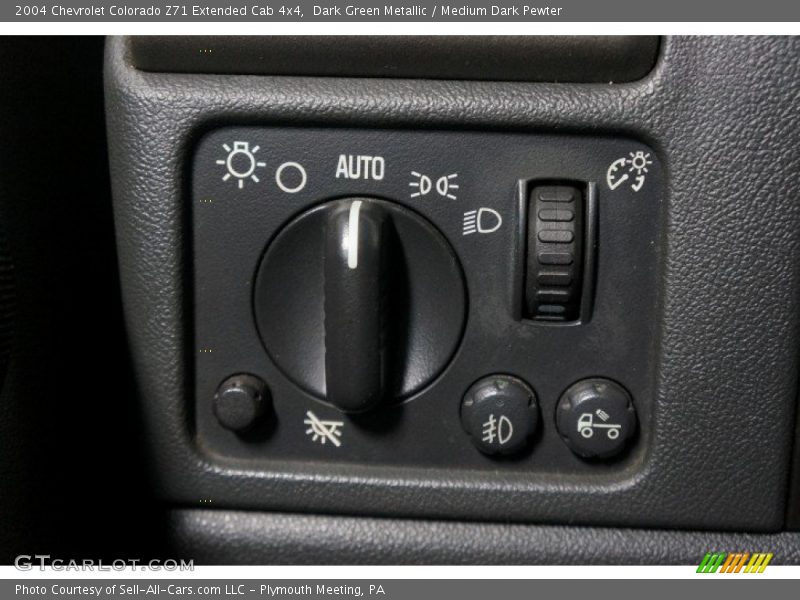 Dark Green Metallic / Medium Dark Pewter 2004 Chevrolet Colorado Z71 Extended Cab 4x4