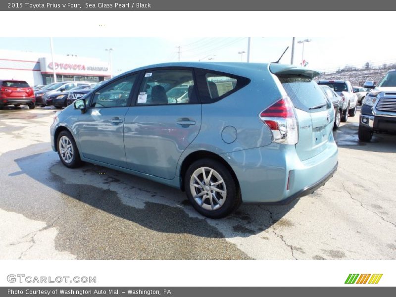 Sea Glass Pearl / Black 2015 Toyota Prius v Four