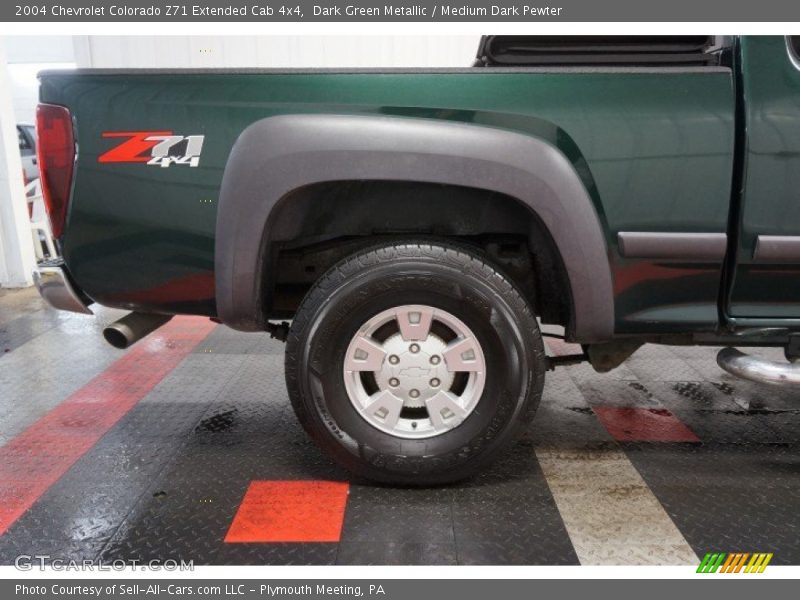 Dark Green Metallic / Medium Dark Pewter 2004 Chevrolet Colorado Z71 Extended Cab 4x4