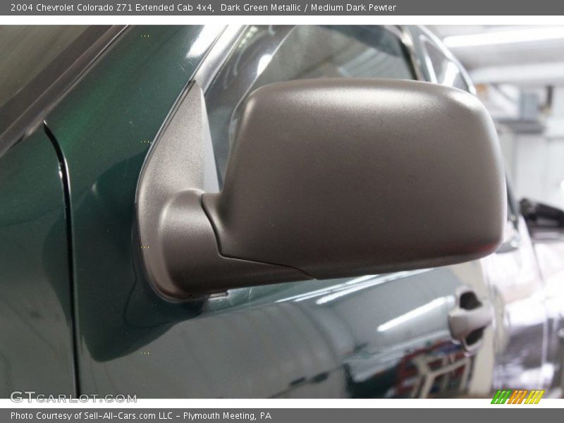 Dark Green Metallic / Medium Dark Pewter 2004 Chevrolet Colorado Z71 Extended Cab 4x4