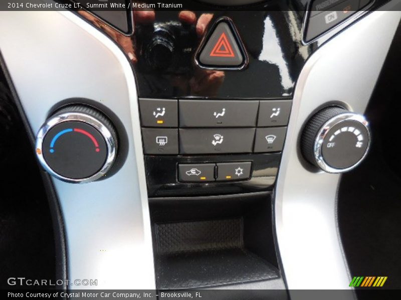 Summit White / Medium Titanium 2014 Chevrolet Cruze LT