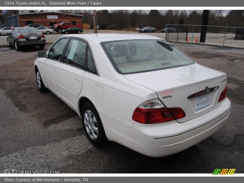 Diamond White Pearl / Taupe 2004 Toyota Avalon XL