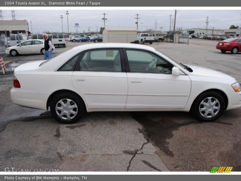 Diamond White Pearl / Taupe 2004 Toyota Avalon XL