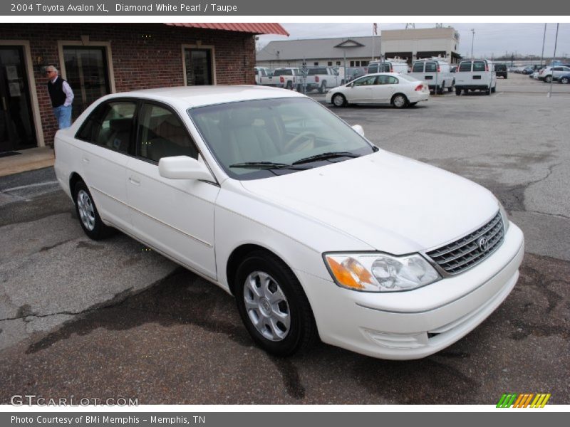 Diamond White Pearl / Taupe 2004 Toyota Avalon XL