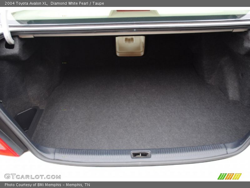 Diamond White Pearl / Taupe 2004 Toyota Avalon XL
