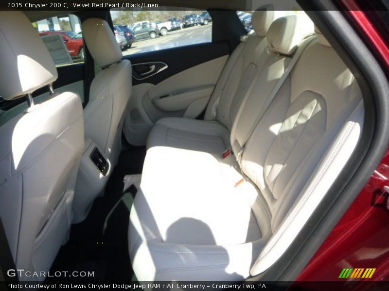 Velvet Red Pearl / Black/Linen 2015 Chrysler 200 C
