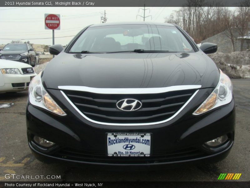 Midnight Black / Gray 2013 Hyundai Sonata GLS