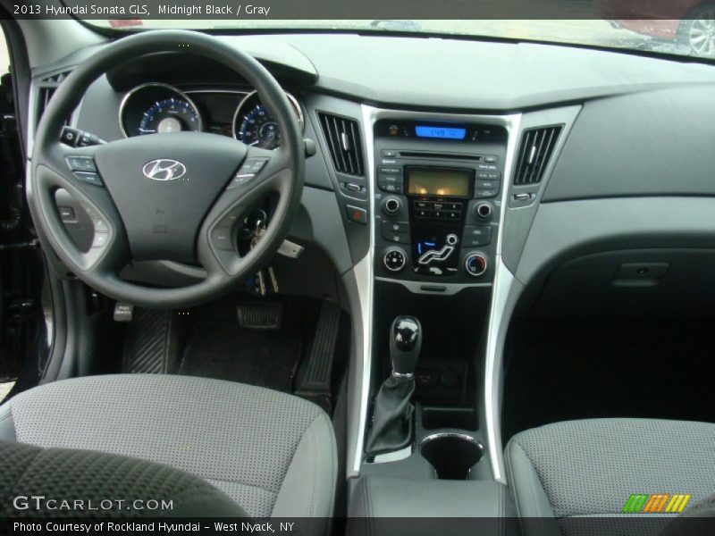 Midnight Black / Gray 2013 Hyundai Sonata GLS