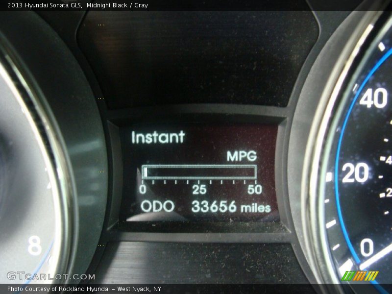 Midnight Black / Gray 2013 Hyundai Sonata GLS