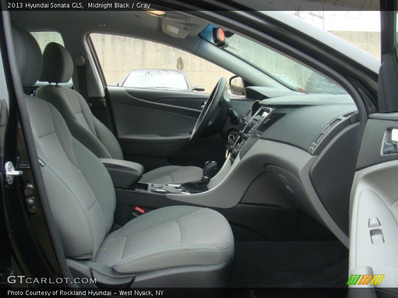 Midnight Black / Gray 2013 Hyundai Sonata GLS