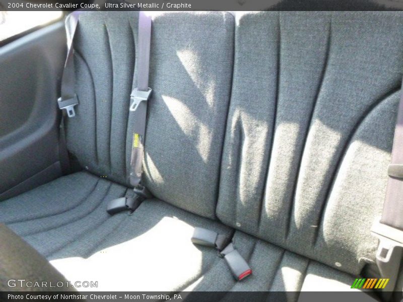 Ultra Silver Metallic / Graphite 2004 Chevrolet Cavalier Coupe