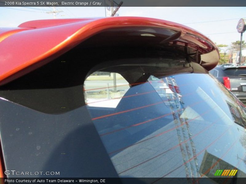 Electric Orange / Gray 2008 Kia Spectra 5 SX Wagon
