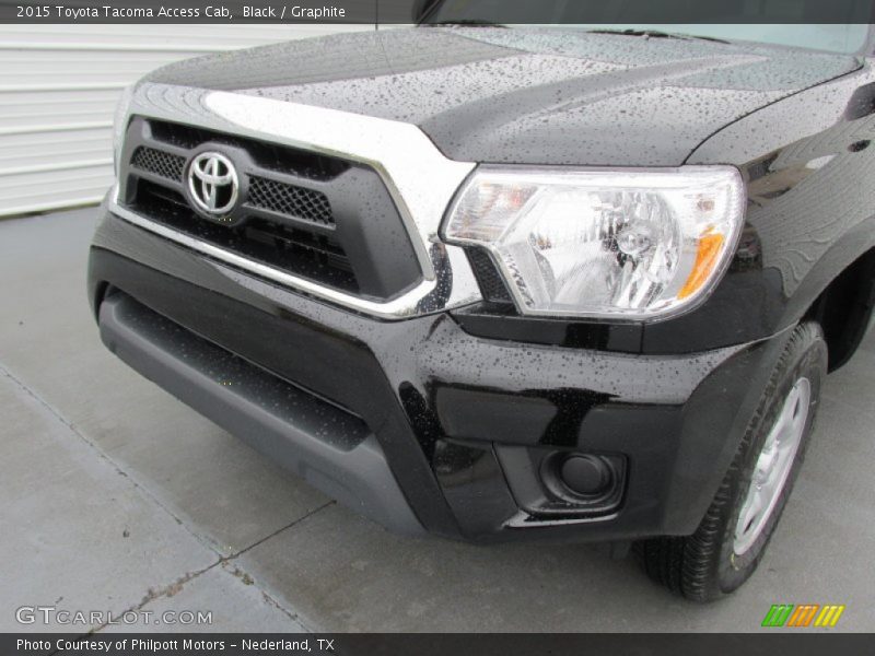 Black / Graphite 2015 Toyota Tacoma Access Cab