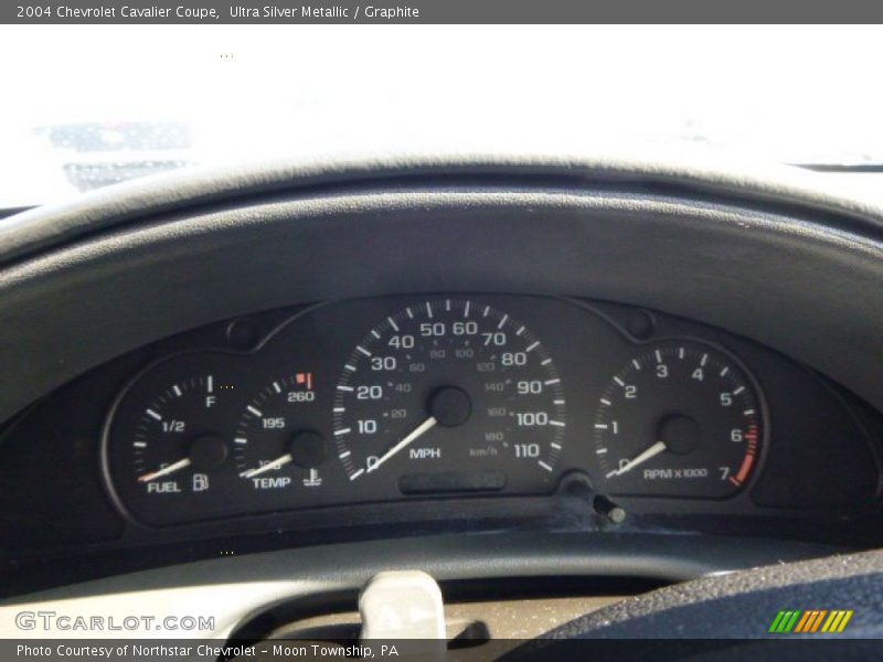 Ultra Silver Metallic / Graphite 2004 Chevrolet Cavalier Coupe