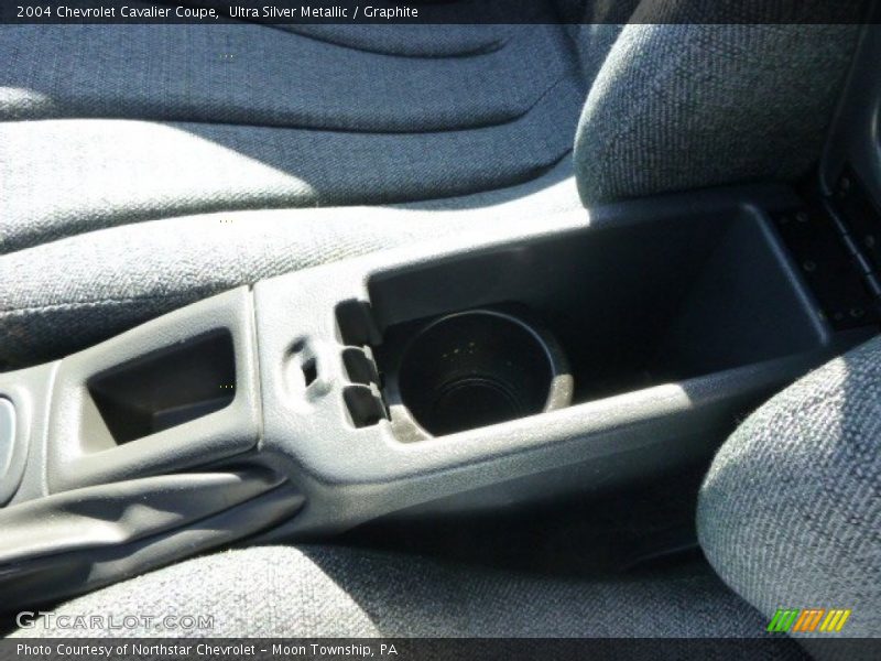 Ultra Silver Metallic / Graphite 2004 Chevrolet Cavalier Coupe
