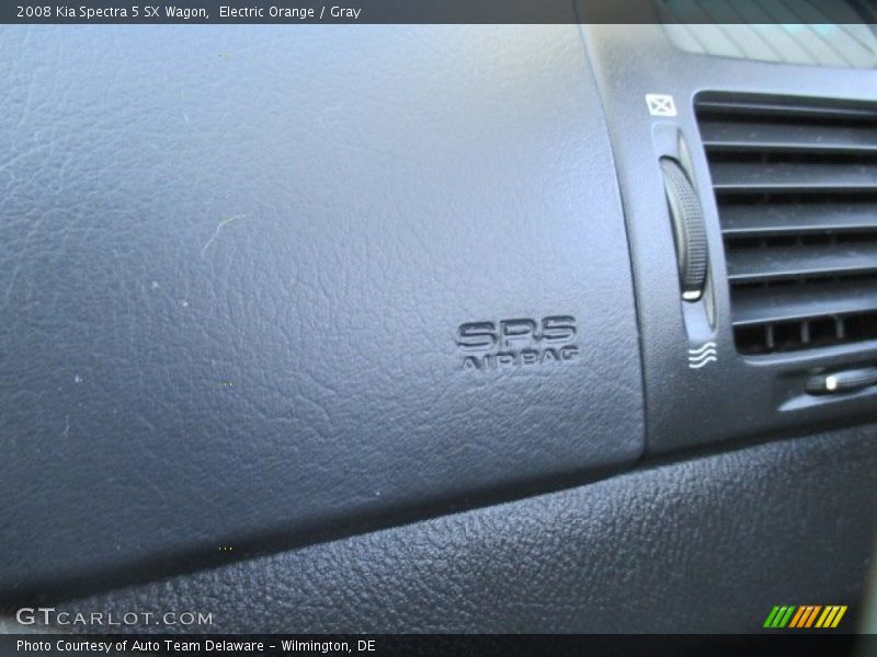 Electric Orange / Gray 2008 Kia Spectra 5 SX Wagon