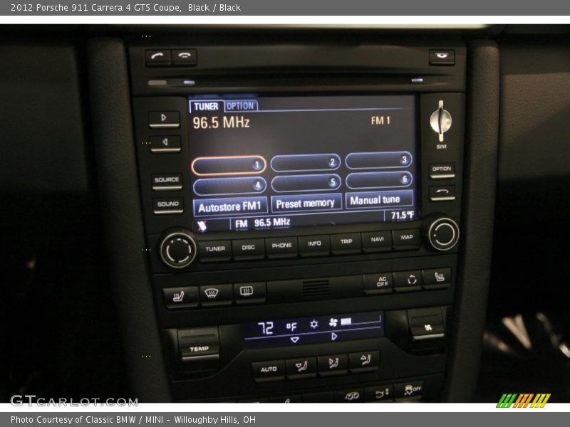 Controls of 2012 911 Carrera 4 GTS Coupe