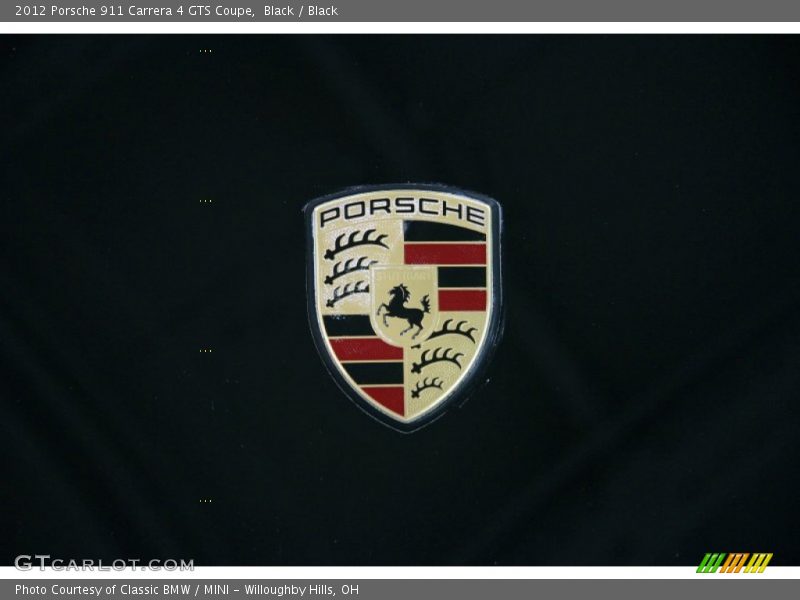 Porsche Crest - 2012 Porsche 911 Carrera 4 GTS Coupe