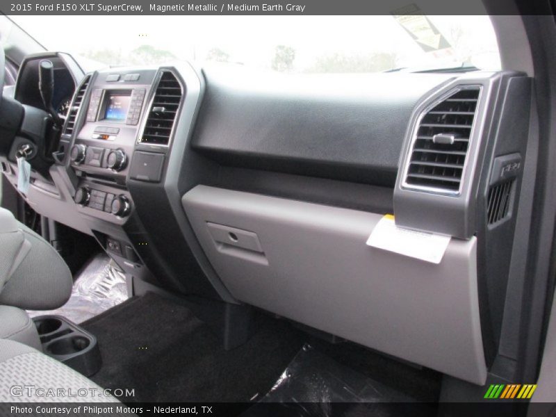 Magnetic Metallic / Medium Earth Gray 2015 Ford F150 XLT SuperCrew