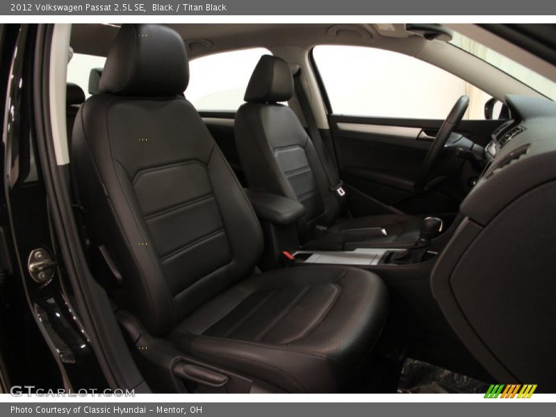 Black / Titan Black 2012 Volkswagen Passat 2.5L SE