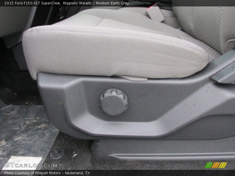 Magnetic Metallic / Medium Earth Gray 2015 Ford F150 XLT SuperCrew