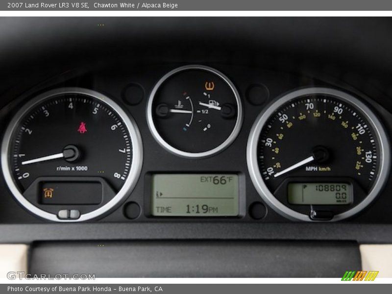 Chawton White / Alpaca Beige 2007 Land Rover LR3 V8 SE