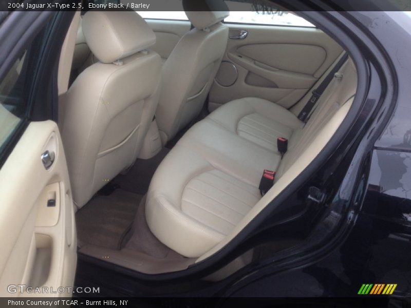 Ebony Black / Barley 2004 Jaguar X-Type 2.5