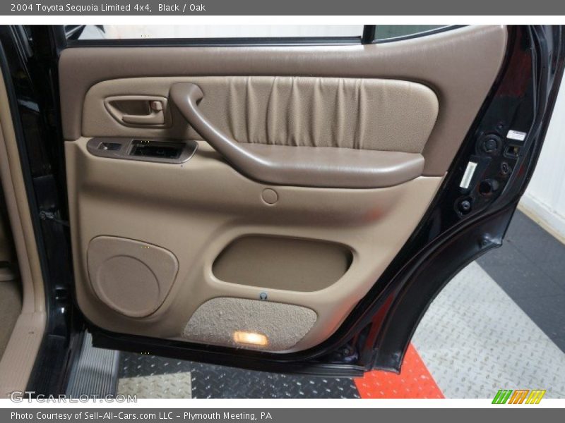 Black / Oak 2004 Toyota Sequoia Limited 4x4