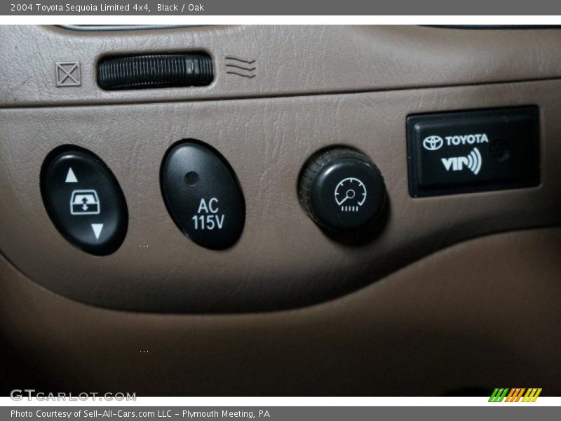 Black / Oak 2004 Toyota Sequoia Limited 4x4