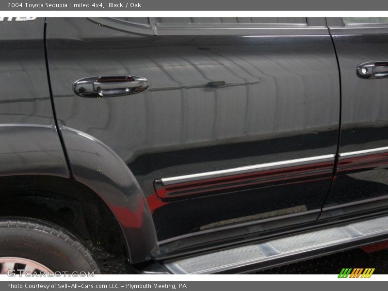 Black / Oak 2004 Toyota Sequoia Limited 4x4