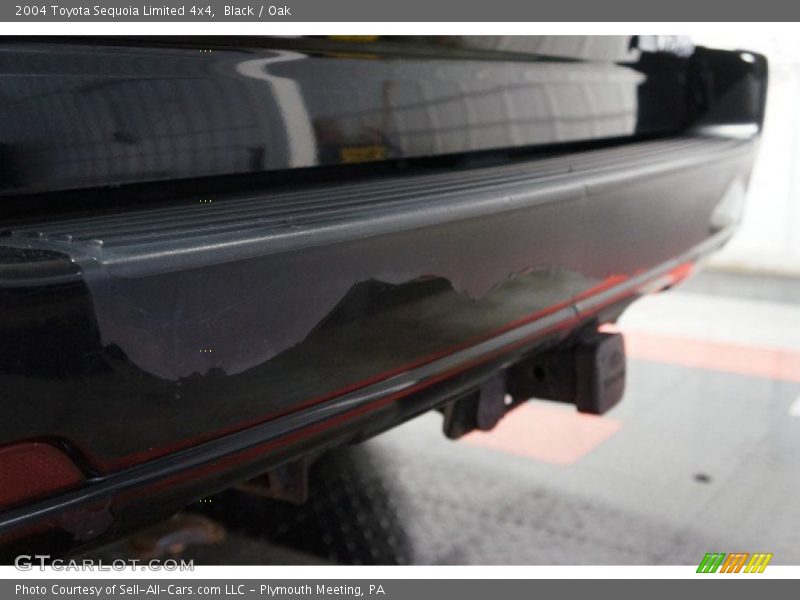 Black / Oak 2004 Toyota Sequoia Limited 4x4