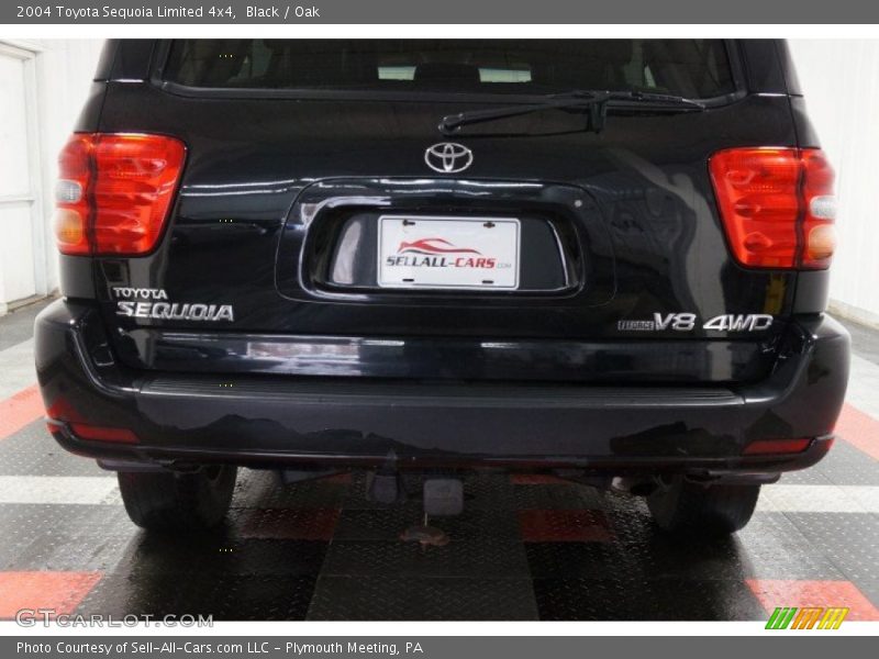 Black / Oak 2004 Toyota Sequoia Limited 4x4
