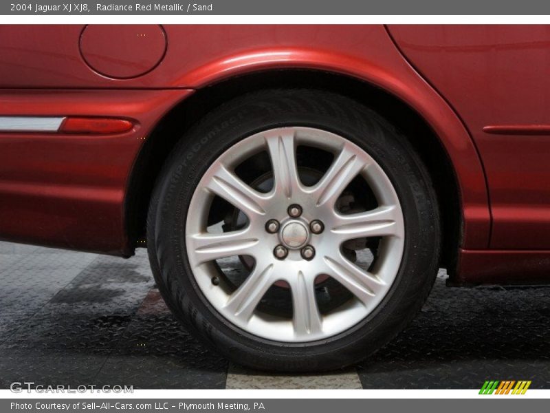  2004 XJ XJ8 Wheel