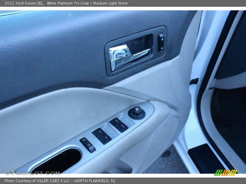 White Platinum Tri-Coat / Medium Light Stone 2012 Ford Fusion SEL