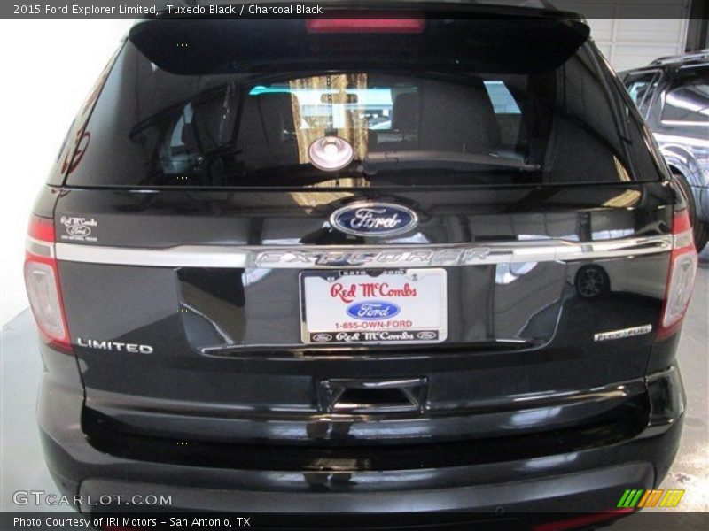 Tuxedo Black / Charcoal Black 2015 Ford Explorer Limited