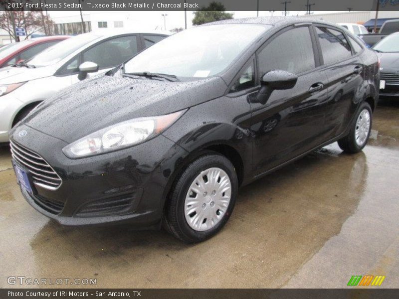 Tuxedo Black Metallic / Charcoal Black 2015 Ford Fiesta S Sedan