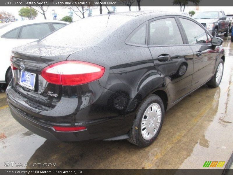 Tuxedo Black Metallic / Charcoal Black 2015 Ford Fiesta S Sedan