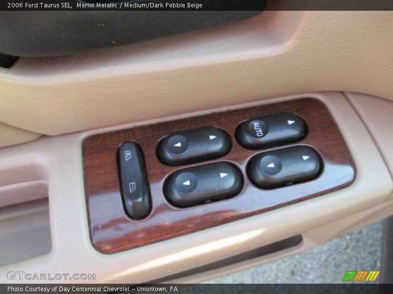Merlot Metallic / Medium/Dark Pebble Beige 2006 Ford Taurus SEL