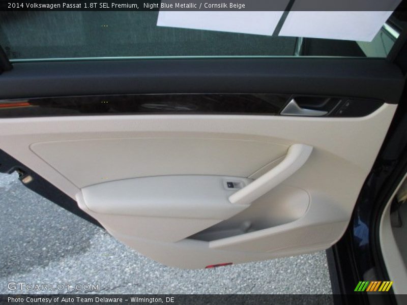 Door Panel of 2014 Passat 1.8T SEL Premium