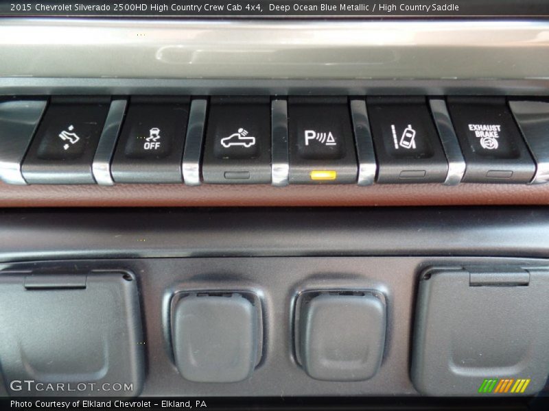 Controls of 2015 Silverado 2500HD High Country Crew Cab 4x4