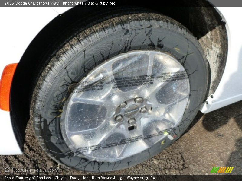 Bright White / Black/Ruby Red 2015 Dodge Charger SXT AWD