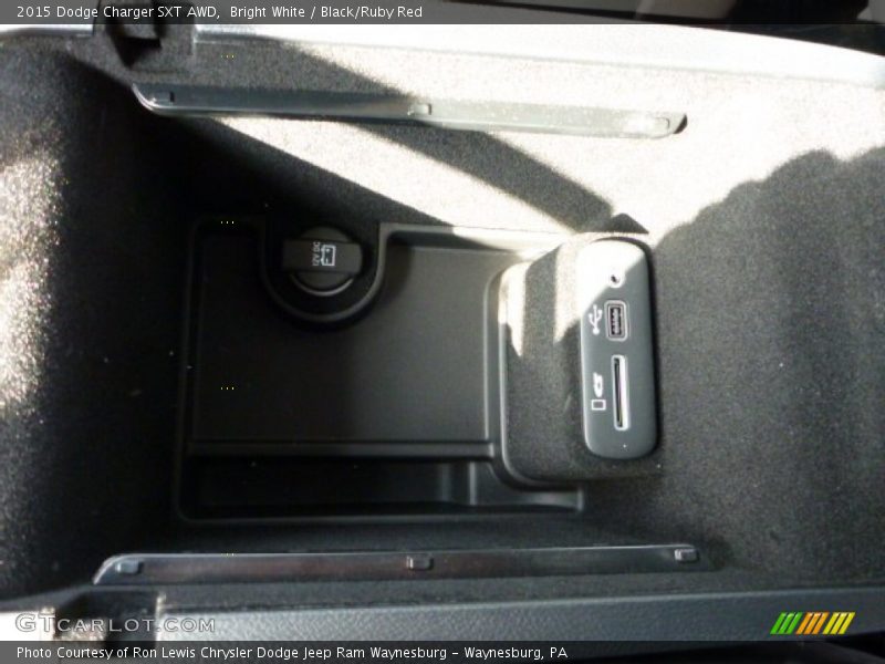 Bright White / Black/Ruby Red 2015 Dodge Charger SXT AWD