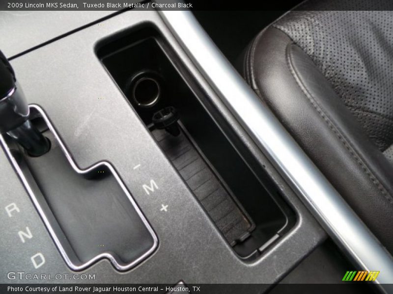 Tuxedo Black Metallic / Charcoal Black 2009 Lincoln MKS Sedan