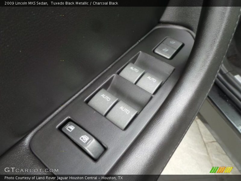 Tuxedo Black Metallic / Charcoal Black 2009 Lincoln MKS Sedan