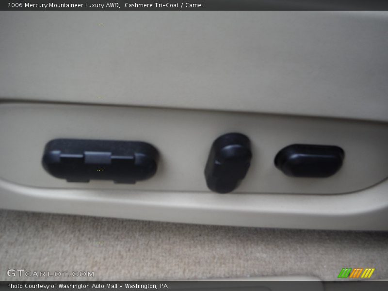 Cashmere Tri-Coat / Camel 2006 Mercury Mountaineer Luxury AWD