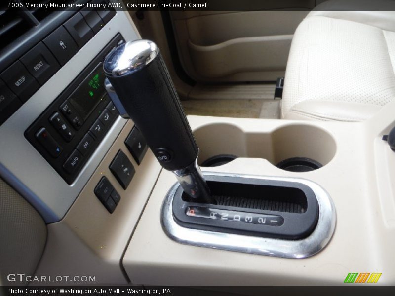 Cashmere Tri-Coat / Camel 2006 Mercury Mountaineer Luxury AWD