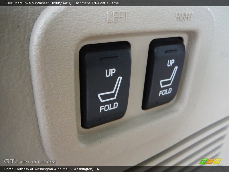 Cashmere Tri-Coat / Camel 2006 Mercury Mountaineer Luxury AWD