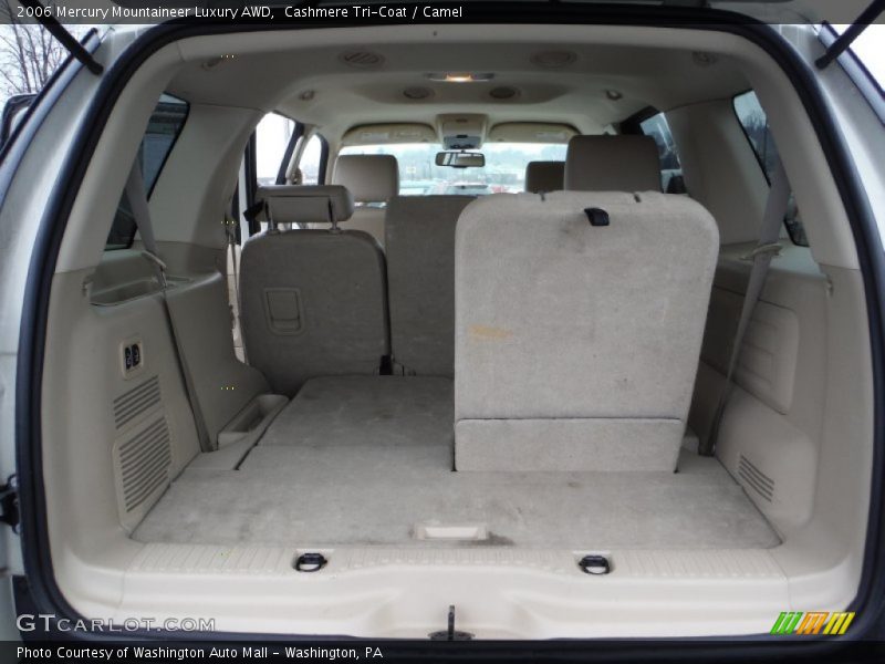 Cashmere Tri-Coat / Camel 2006 Mercury Mountaineer Luxury AWD