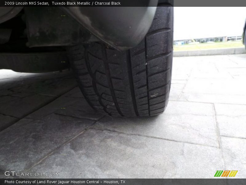 Tuxedo Black Metallic / Charcoal Black 2009 Lincoln MKS Sedan
