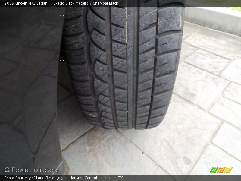 Tuxedo Black Metallic / Charcoal Black 2009 Lincoln MKS Sedan